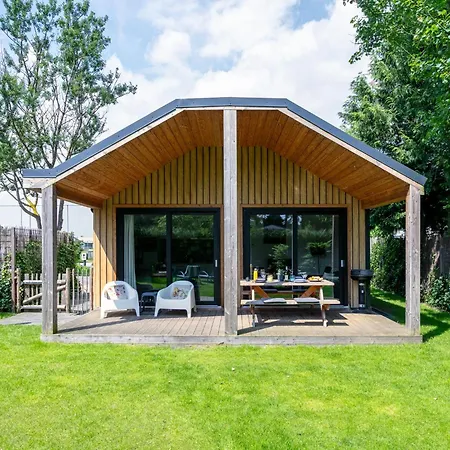 Abs Blokhut Vakantiehuis *